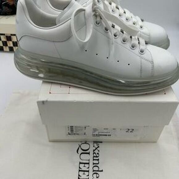 Men's Alexander, McQueen oversized clear sole sneakers size 44 made in Italy - Picture 8 of 9